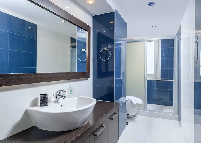 Paradise Ii Kiotári